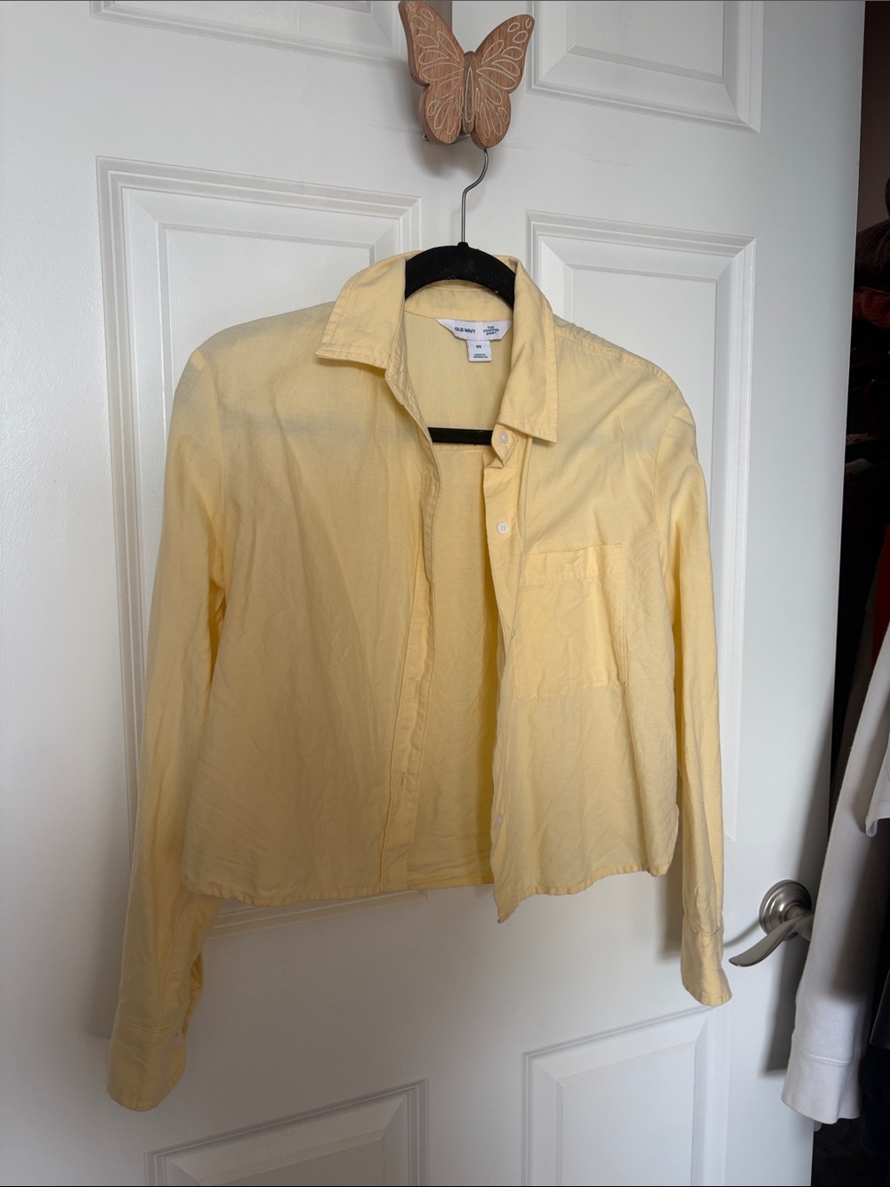 Old Navy Pale Yellow Women's Button-Up Blouse